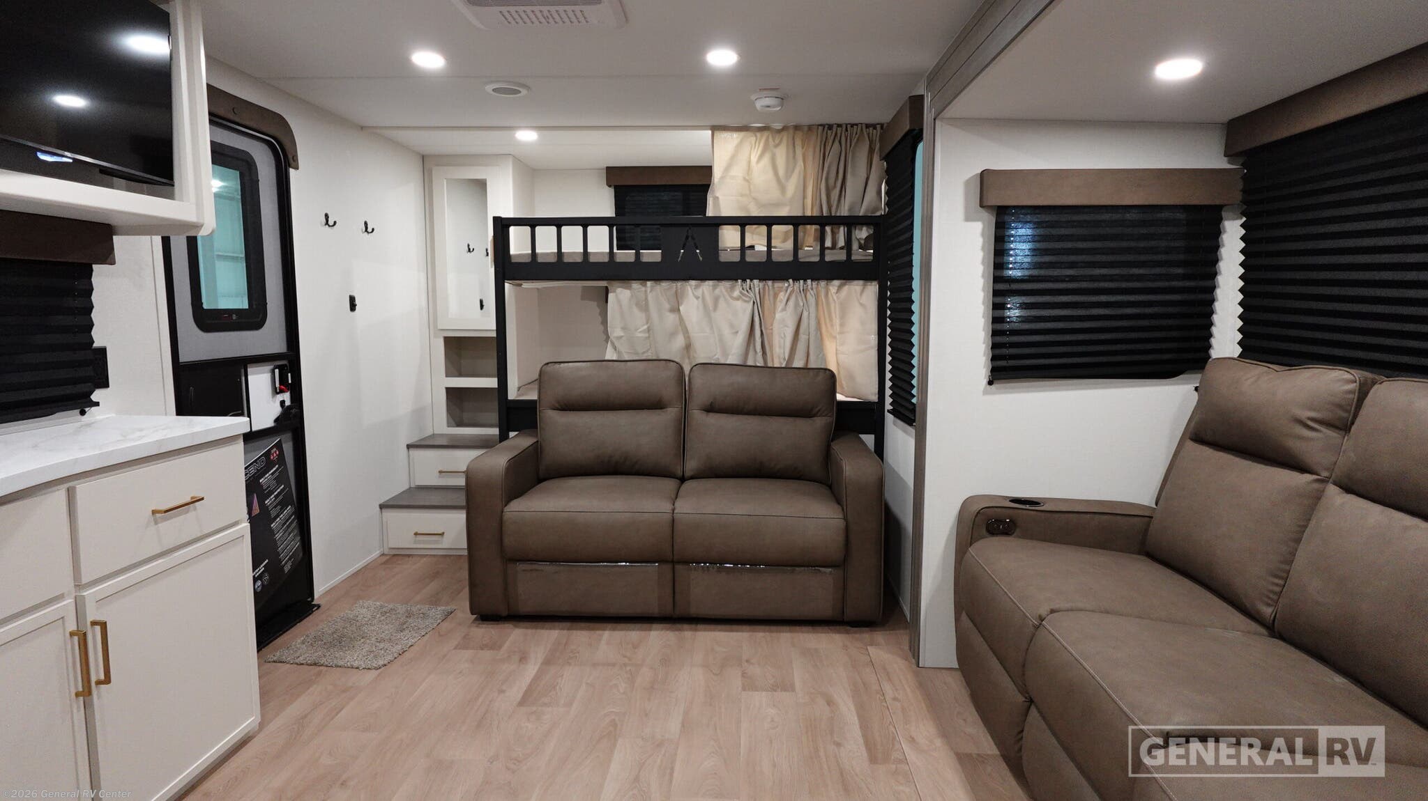 2027 Grand Design Transcend 265BHT - New Travel Trailer For Sale by General RV Center in Wayland, Michigan