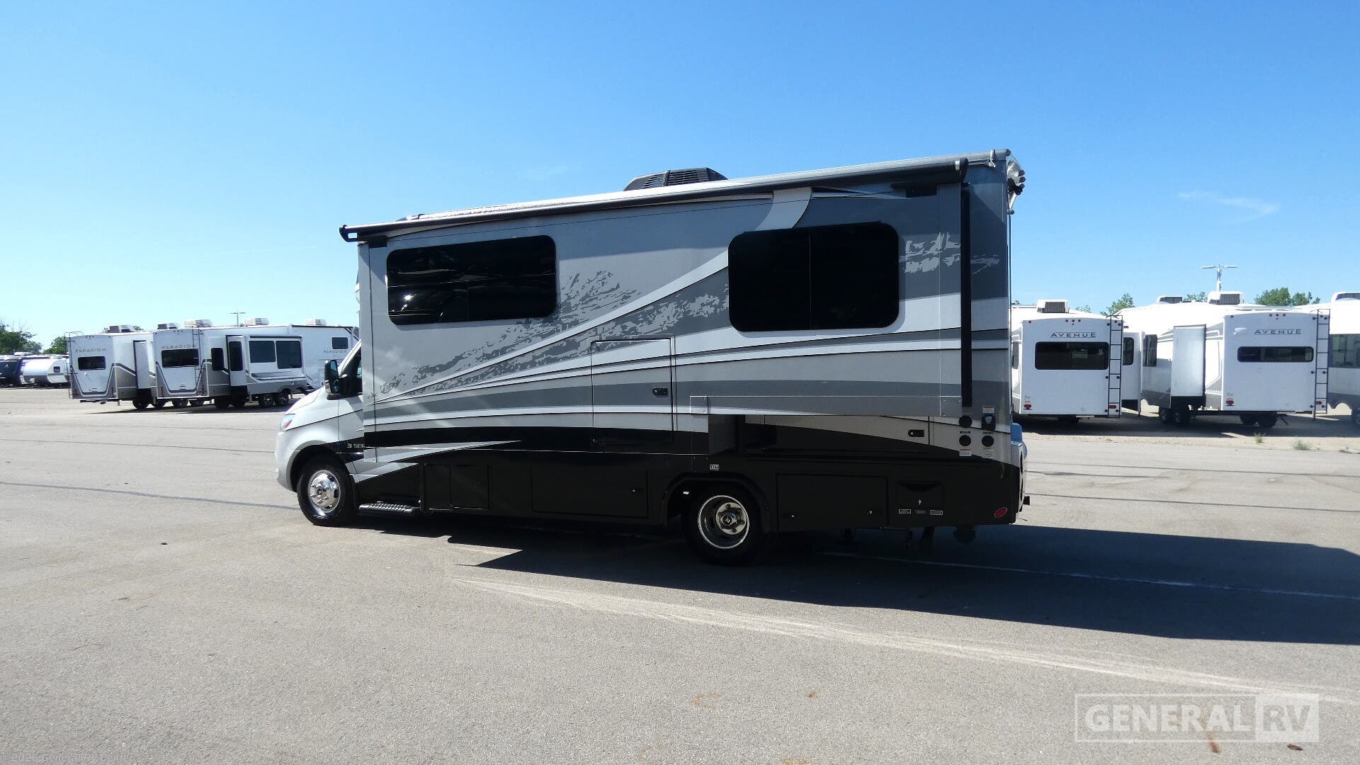 2021 ISATA 24FW by Dynamax Corp from General RV Center in Wayland, Michigan