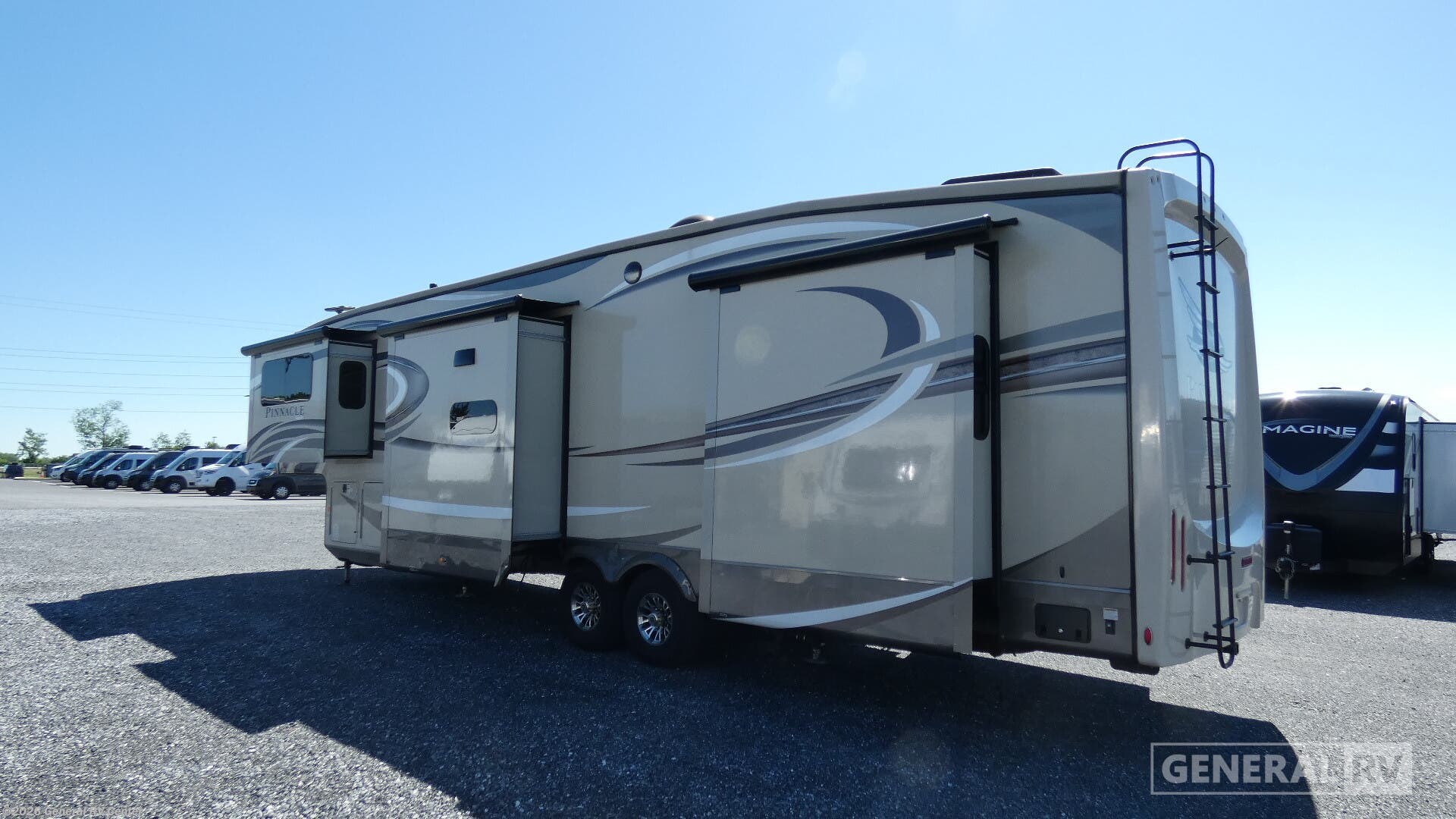 2019 Pinnacle 38FLWS by Jayco from General RV Center in Wayland, Michigan