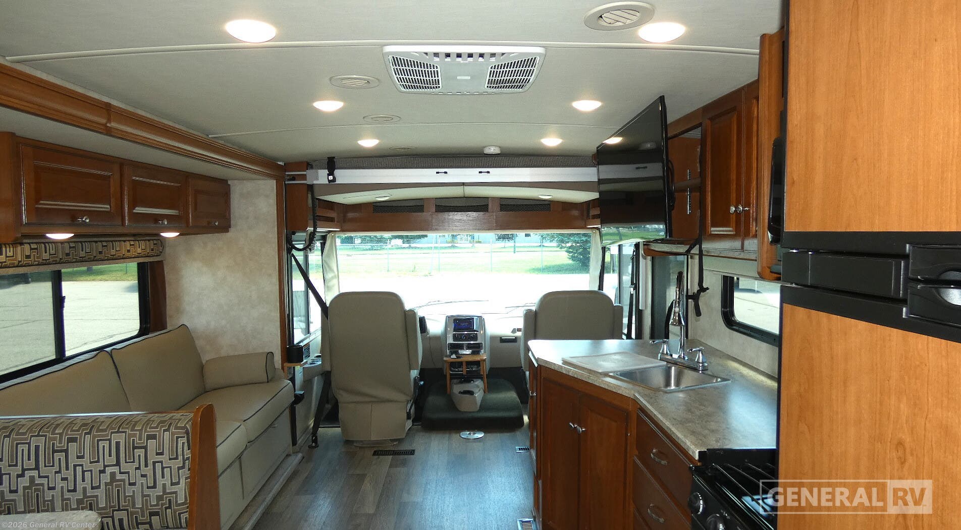Used 2019 Winnebago Vista 32Y available in Wayland, Michigan