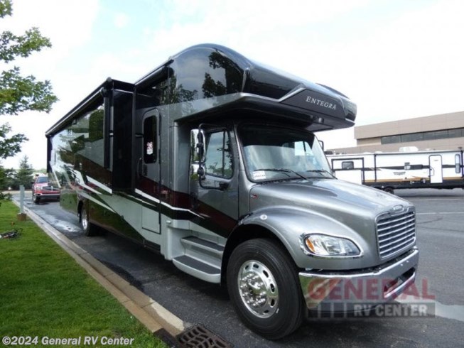New 2024 Entegra Coach Accolade 37M available in Wixom, Michigan