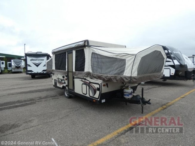 Used 2015 Forest River Rockwood Premier 2516G available in Wixom, Michigan