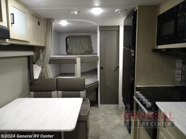 2024 Wildwood X-Lite Platinum 261BHXLX by Forest River from General RV Center in Wixom, Michigan