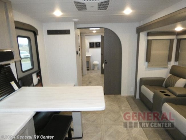 2024 Wildwood Platinum 28FKGX by Forest River from General RV Center in Wixom, Michigan