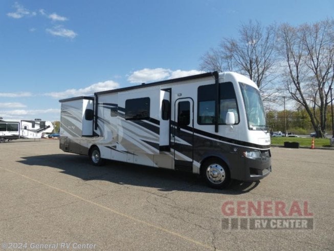 New 2023 Newmar Bay Star 3629 available in Wixom, Michigan