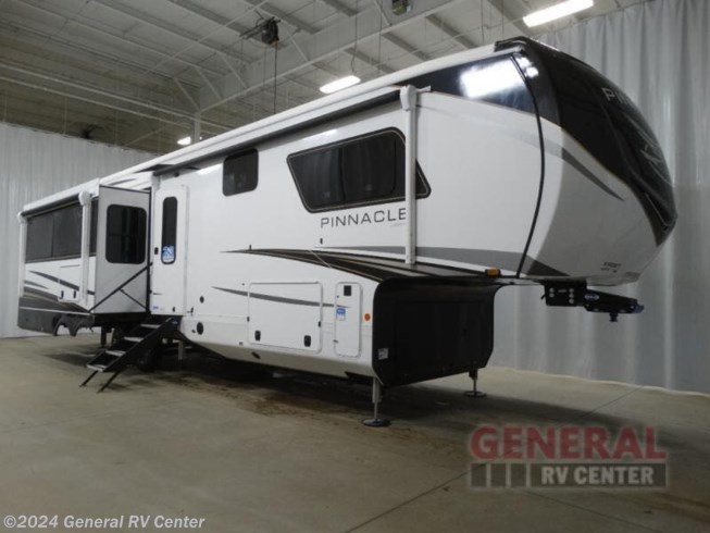 New 2024 Jayco Pinnacle 36KPTS available in Wixom, Michigan