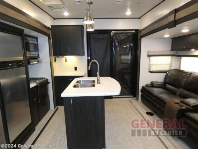 2017 Highlander HT31RGR by Highland Ridge from General RV Center in Wixom, Michigan