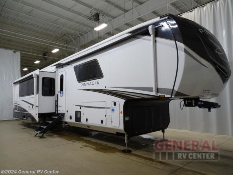 New 2024 Jayco Pinnacle 38FBRK available in Wixom, Michigan