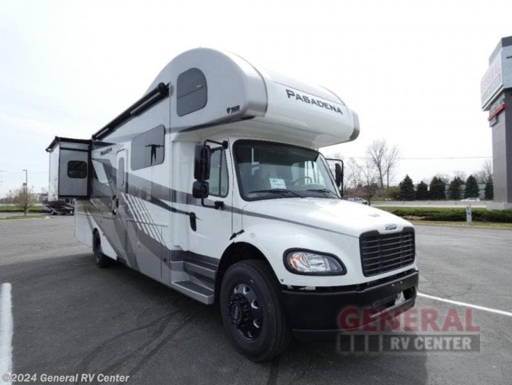 New 2024 Thor Motor Coach Pasadena 34XG available in Wixom, Michigan