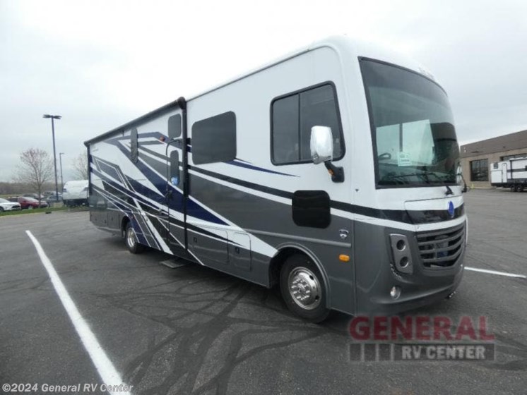 New 2024 Holiday Rambler Eclipse 34J available in Wixom, Michigan