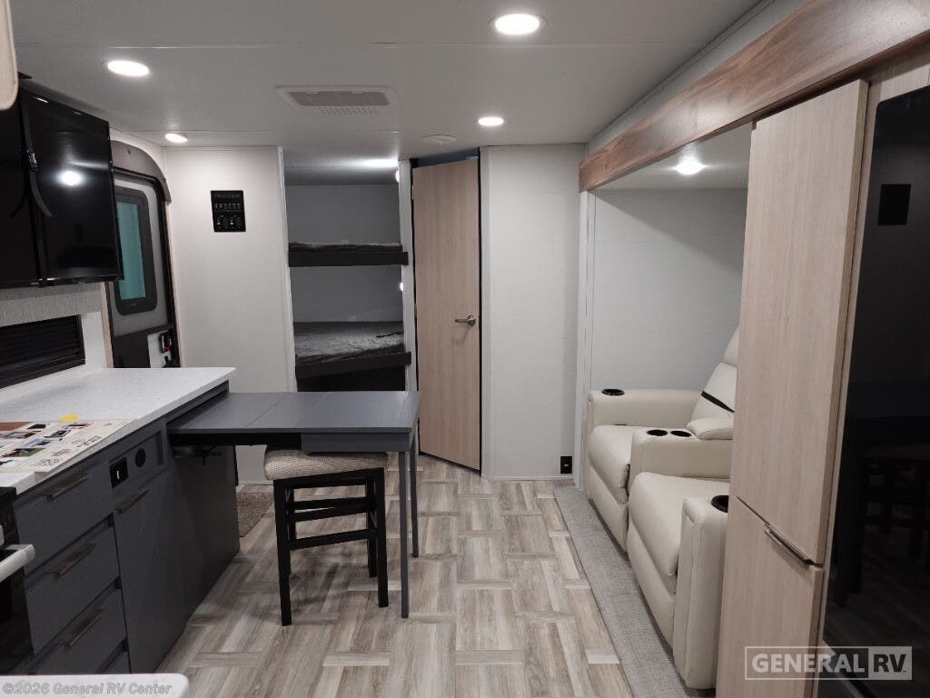 2025 Tracer 250BH by Prime Time from General RV Center in Wixom, Michigan