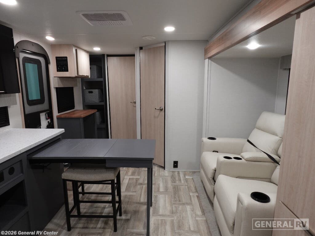 2025 Tracer 255DS by Prime Time from General RV Center in Wixom, Michigan