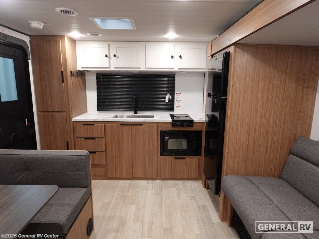 2026 Keystone Passport 210RKC - New Travel Trailer For Sale by General RV Center in Wixom, Michigan