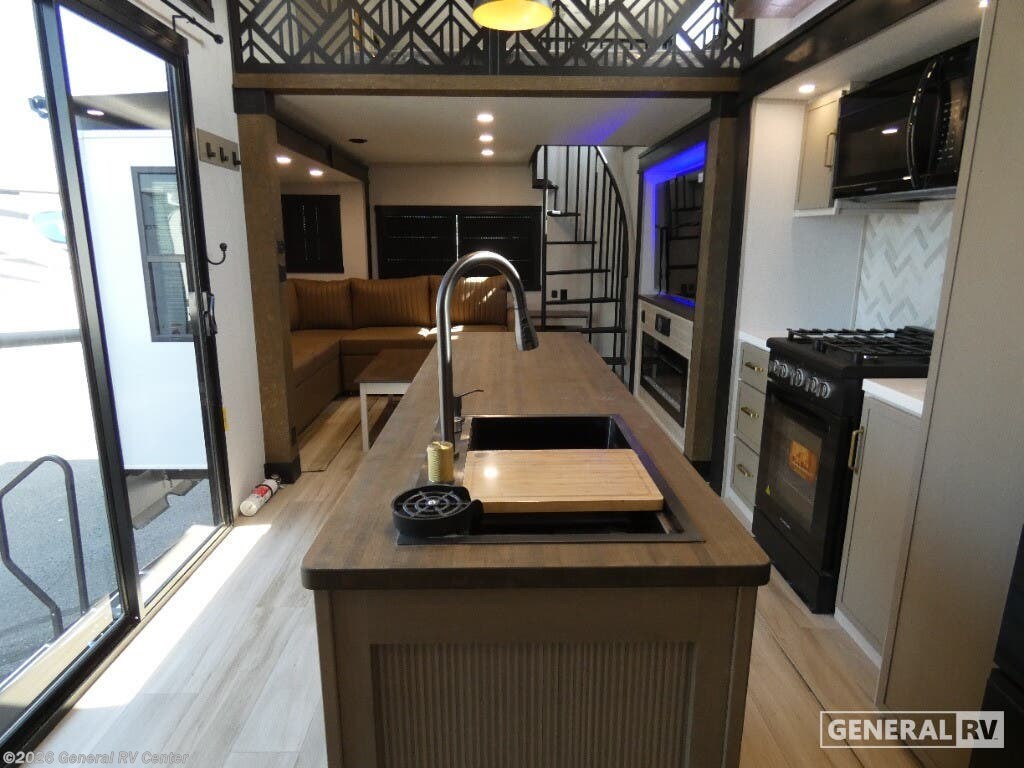 2026 Forest River WILDWOOD-HG ROOST43 - New Fifth Wheel For Sale by General RV Center in Wixom, Michigan