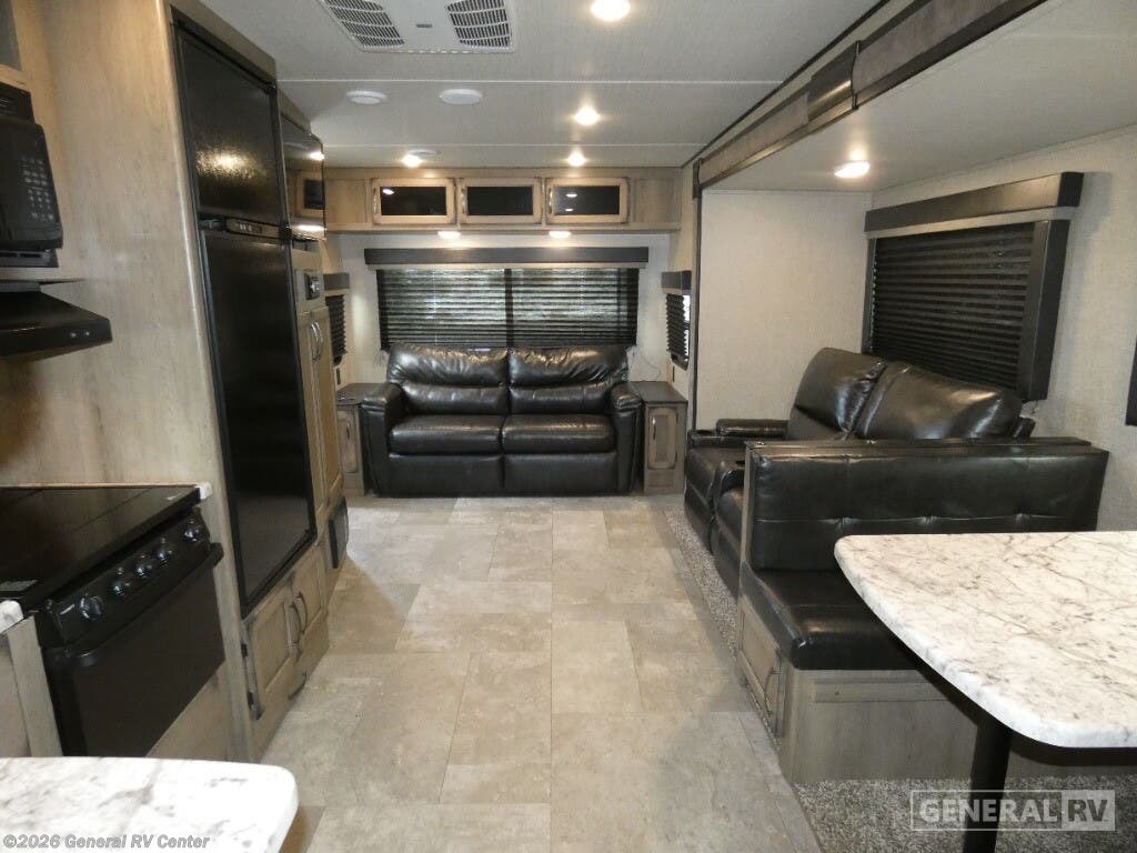 2020 Grand Design Transcend 26RLS-1SLD - Used Travel Trailer For Sale by General RV Center in Wixom, Michigan