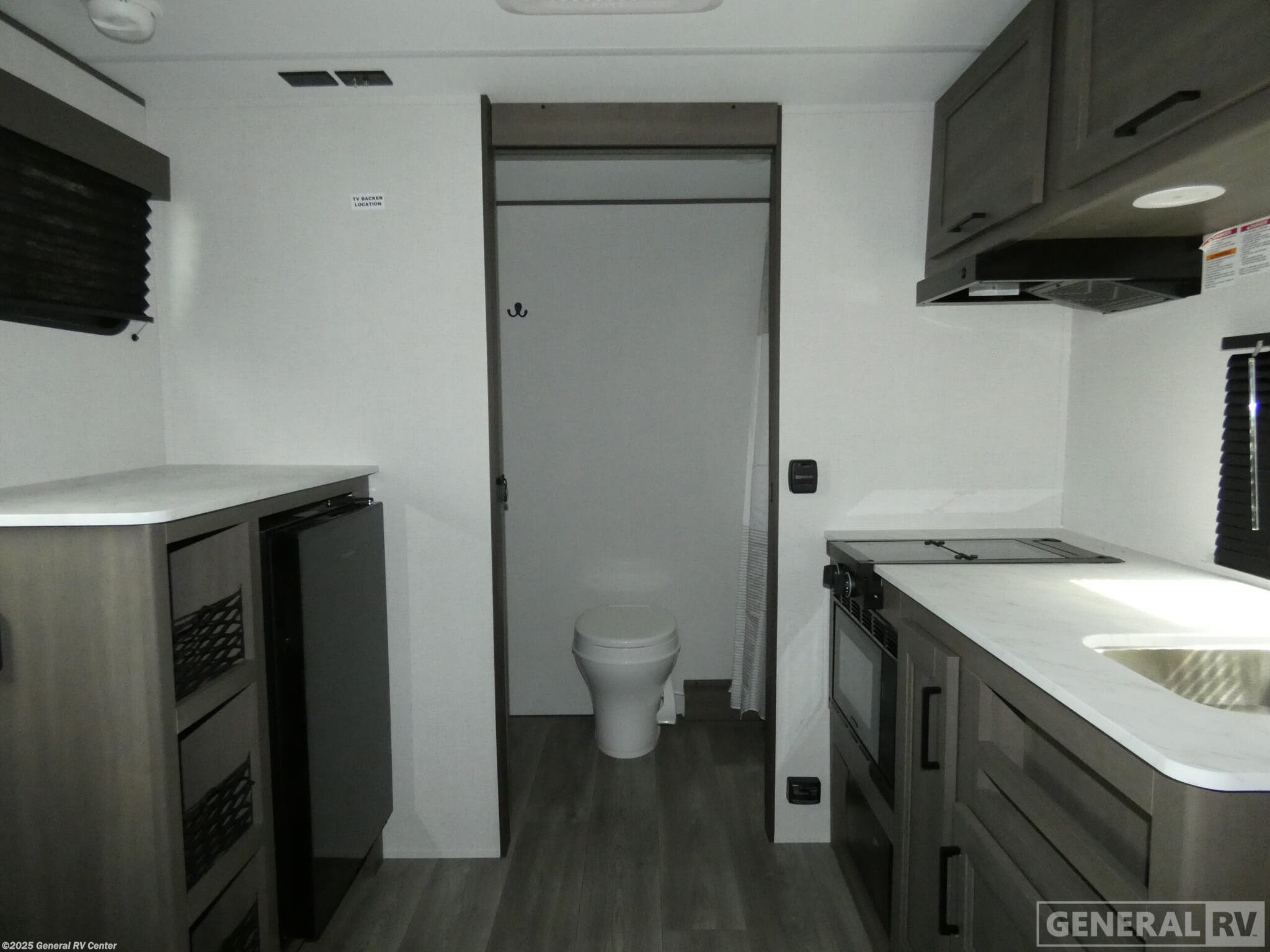 2026 Grand Design Transcend One 131DL - New Travel Trailer For Sale by General RV Center in Wixom, Michigan