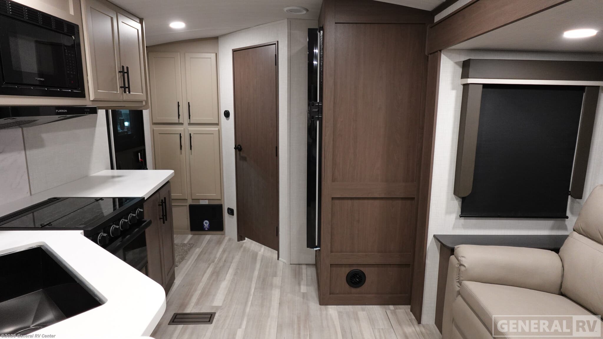 New 2026 Keystone Cougar 22RBS available in Wixom, Michigan