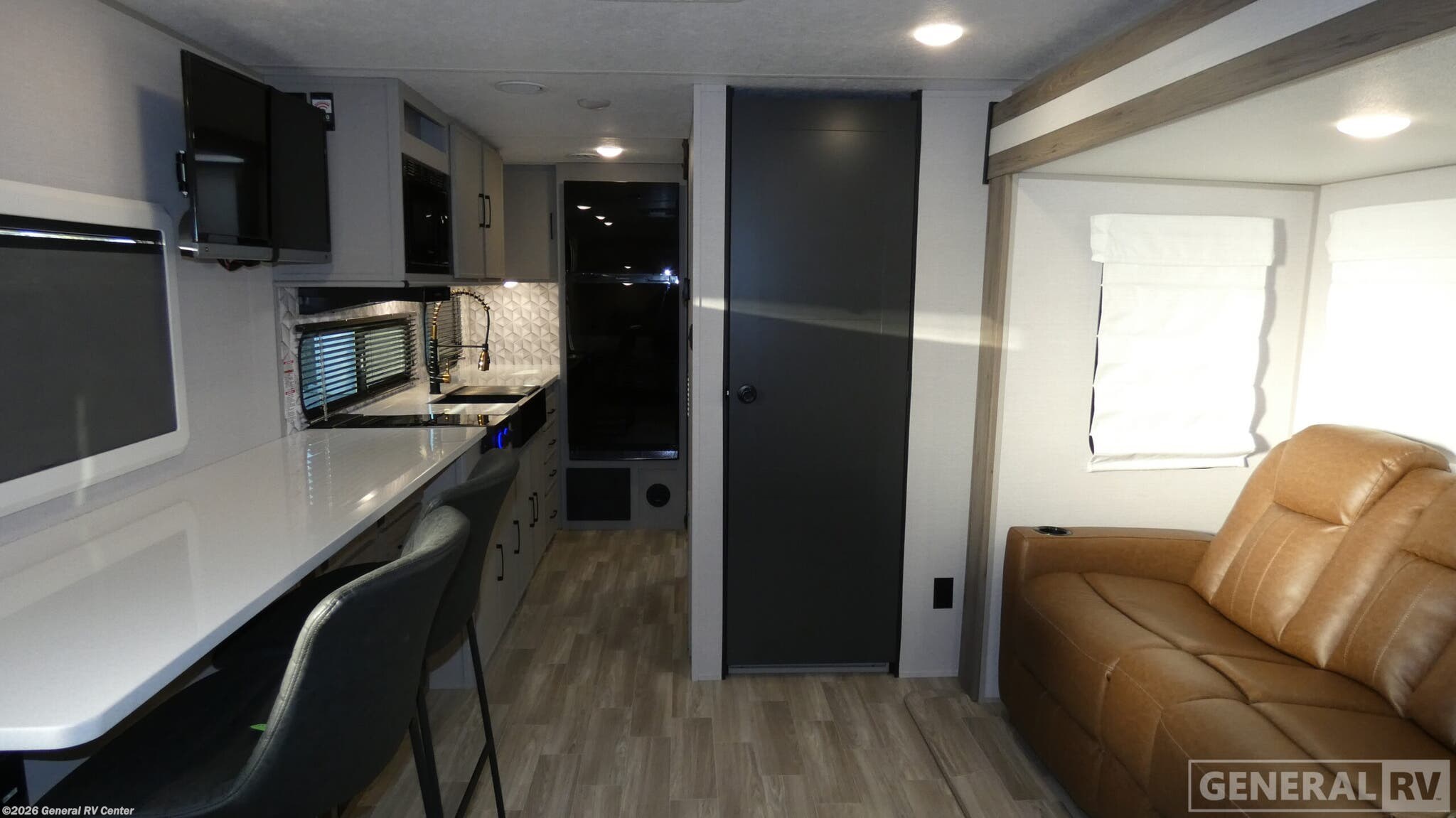 2024 Forest River Vibe 22RK - Used Travel Trailer For Sale by General RV Center in Wixom, Michigan