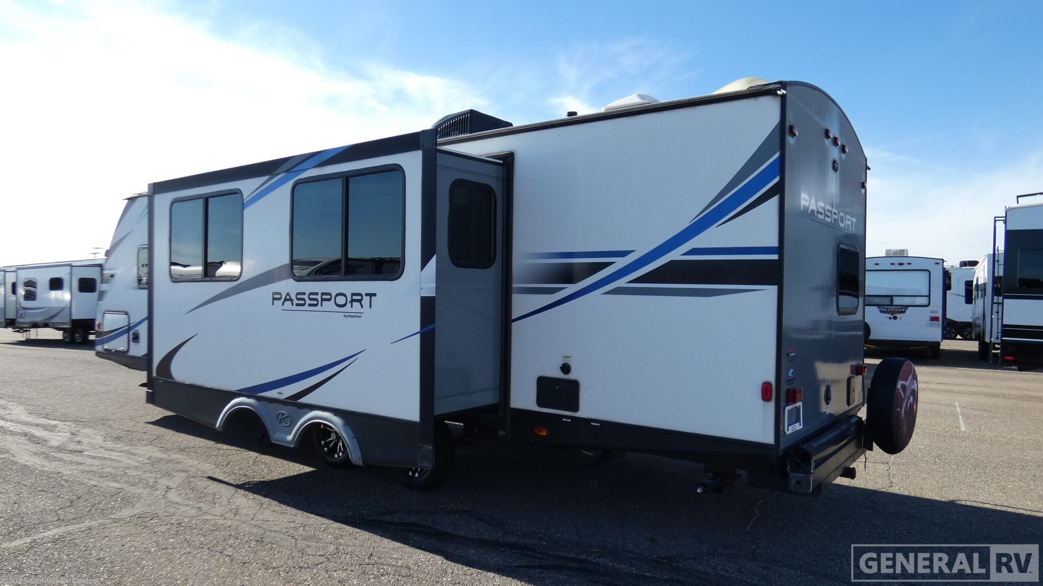 2020 Passport GT 2820BH by Keystone from General RV Center in Wixom, Michigan