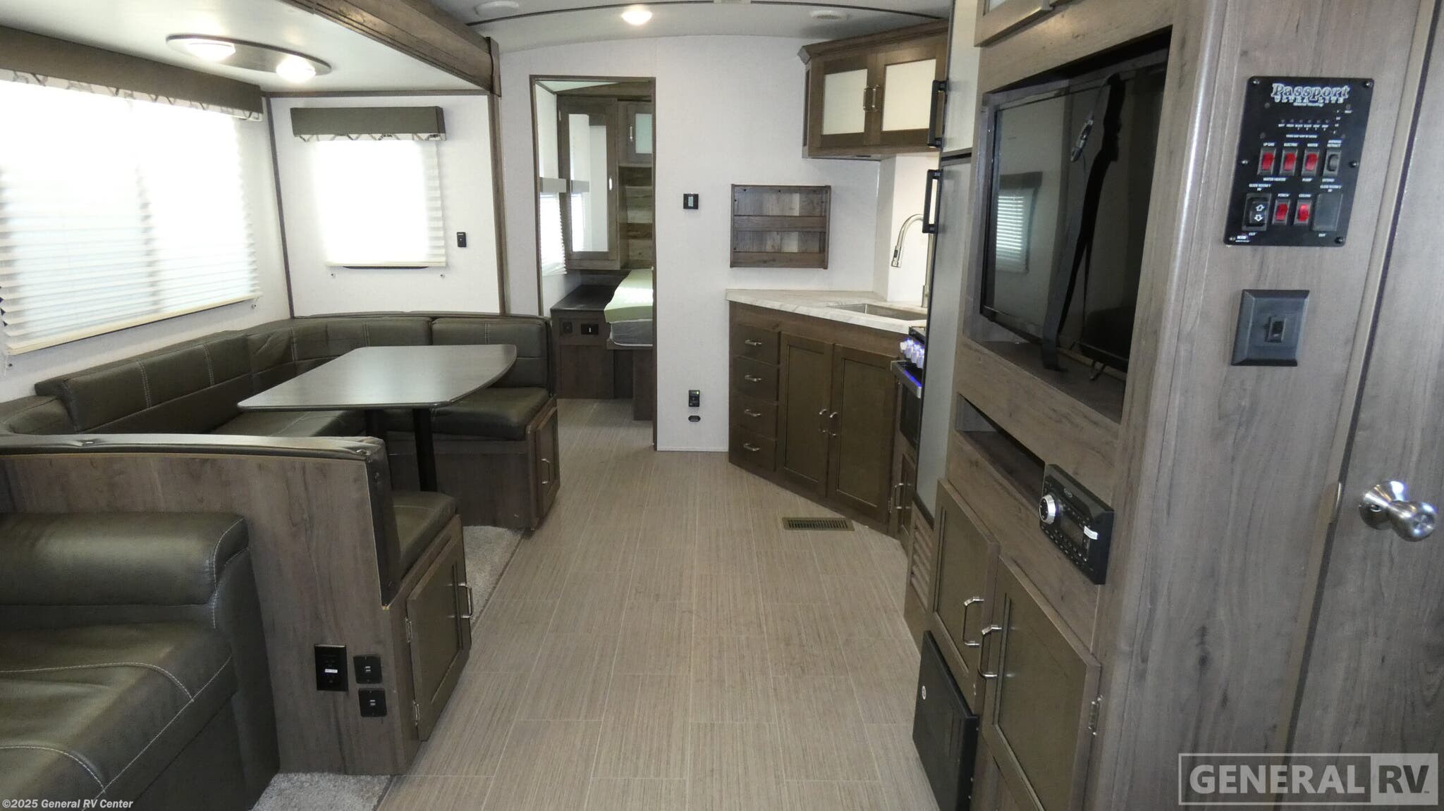 Used 2020 Keystone Passport GT 2820BH available in Wixom, Michigan