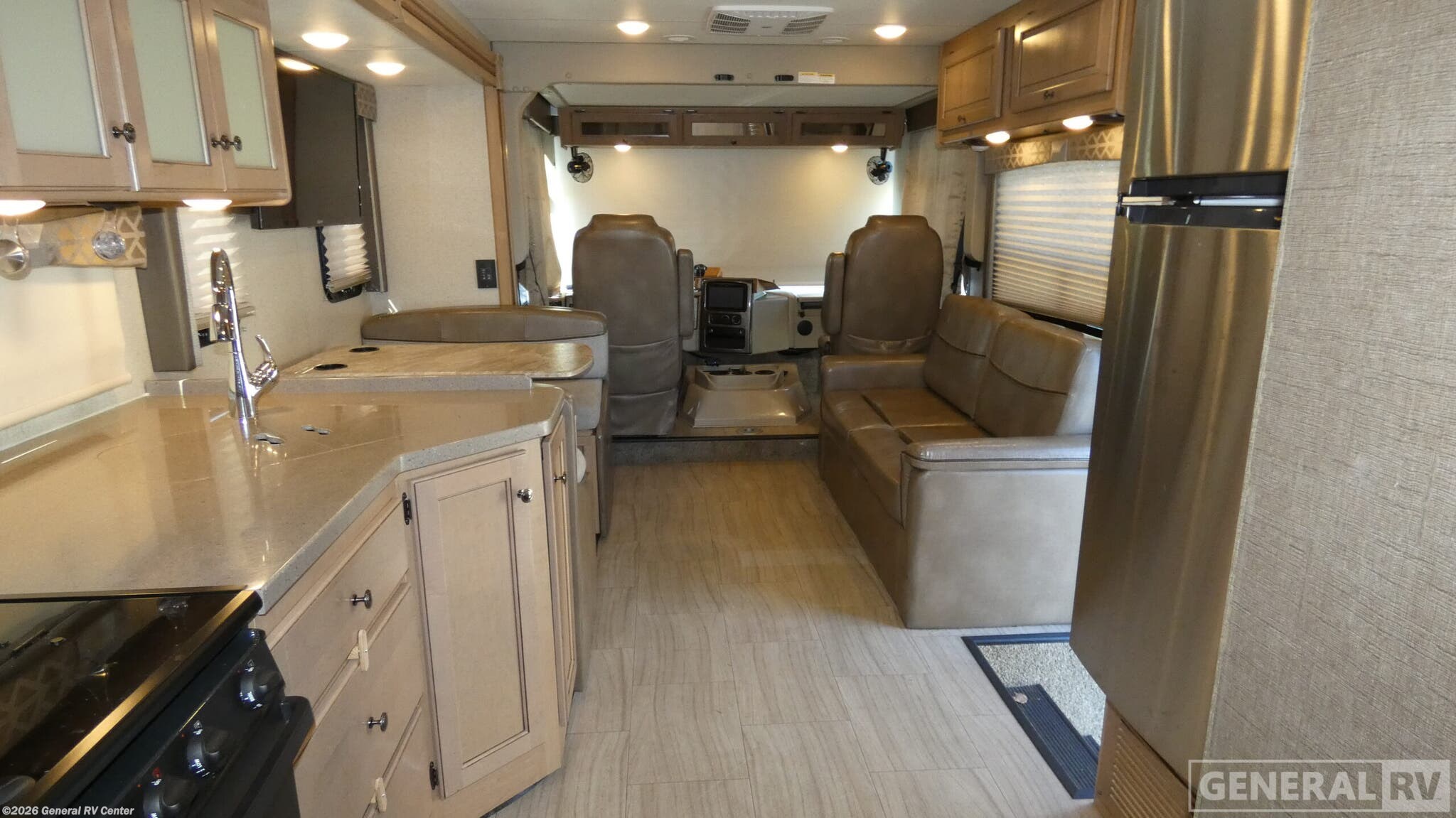 Used 2019 Thor Motor Coach Windsport 34J available in Wixom, Michigan