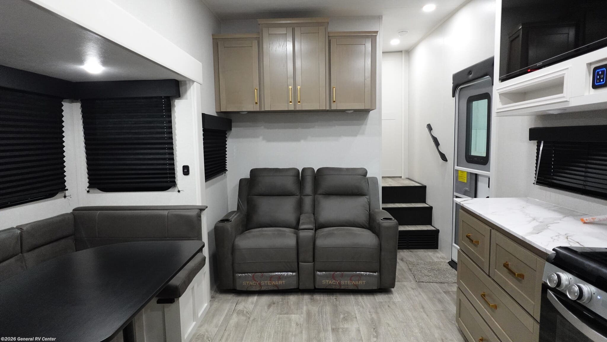 New 2026 Jayco Eagle 28BHU available in Wixom, Michigan