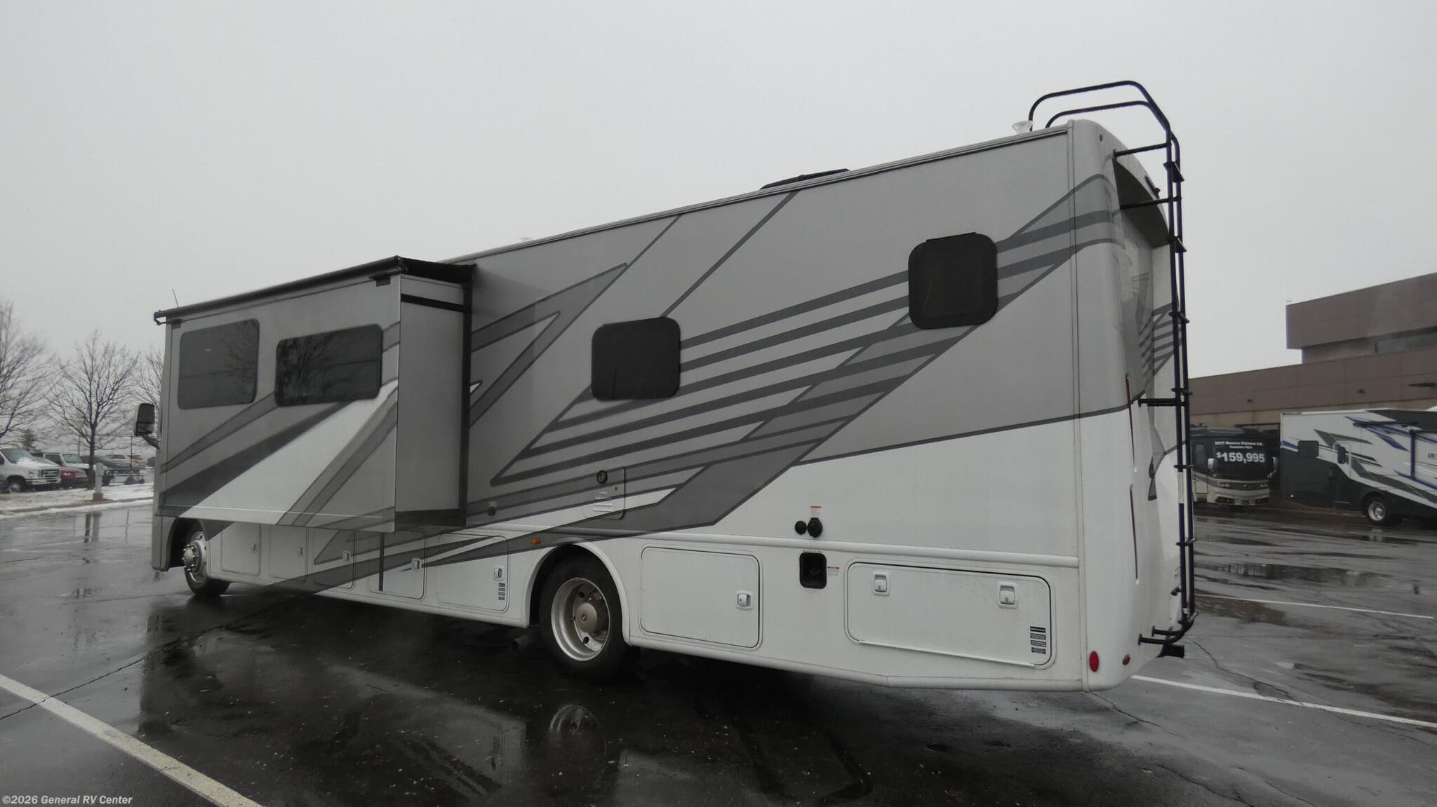 2026 Luminate GG35 by Thor Motor Coach from General RV Center in Wixom, Michigan
