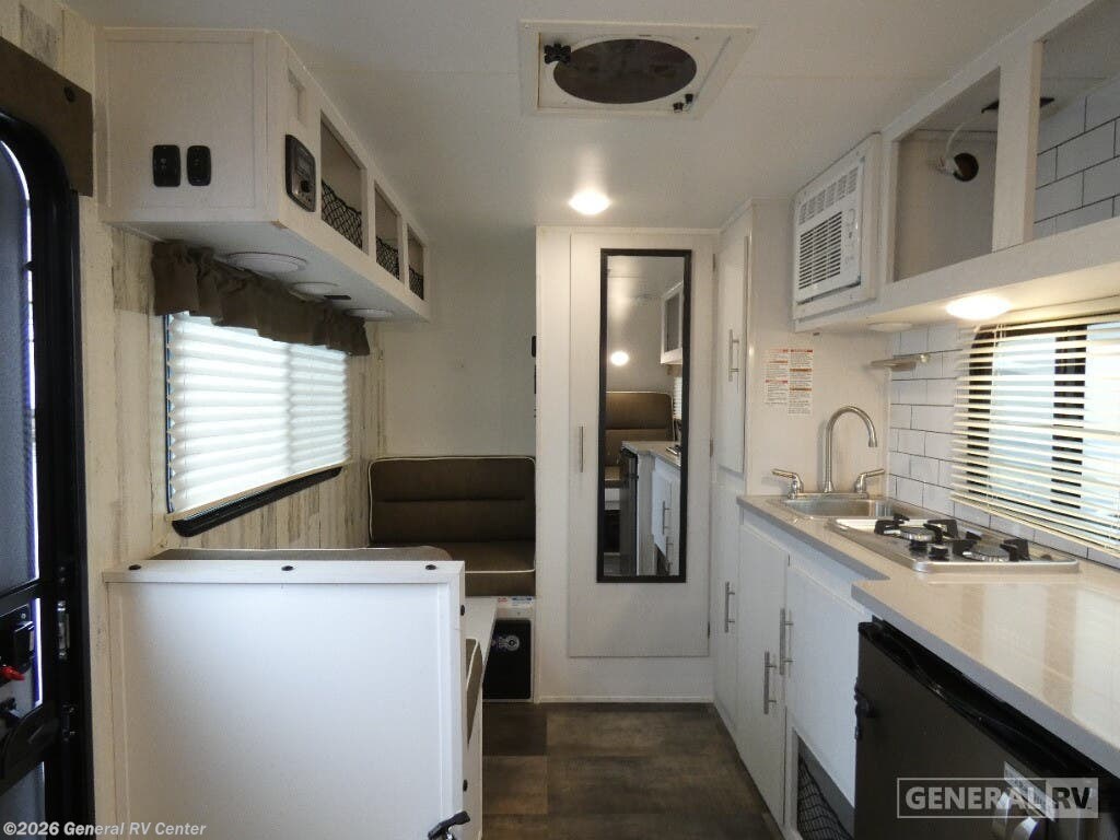 2024 Travel Lite Rove Lite 14FL - Used Travel Trailer For Sale by General RV Center in Wixom, Michigan