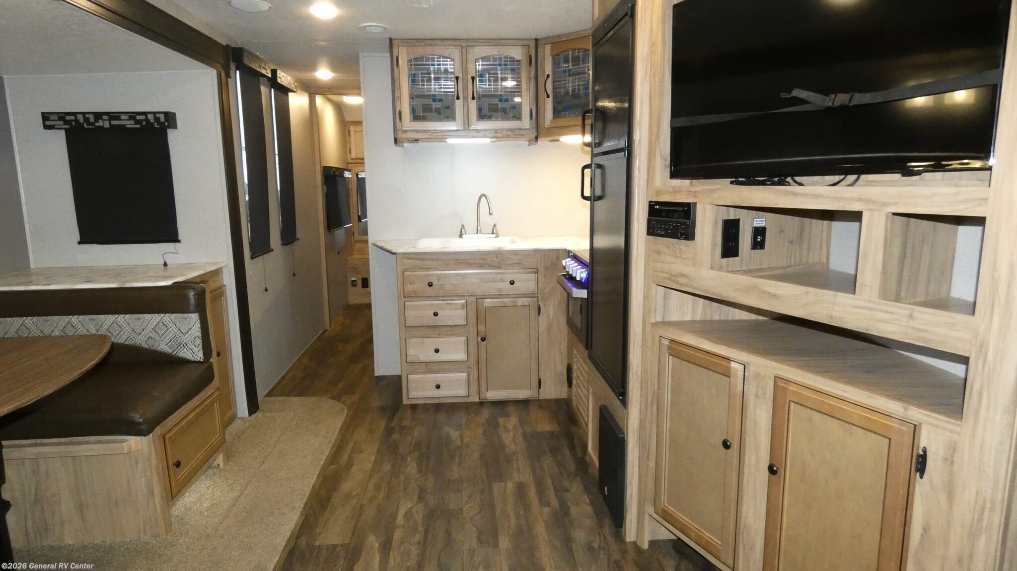 Used 2019 Coachmen Freedom Express Ultra Lite 297RLDS available in Wixom, Michigan