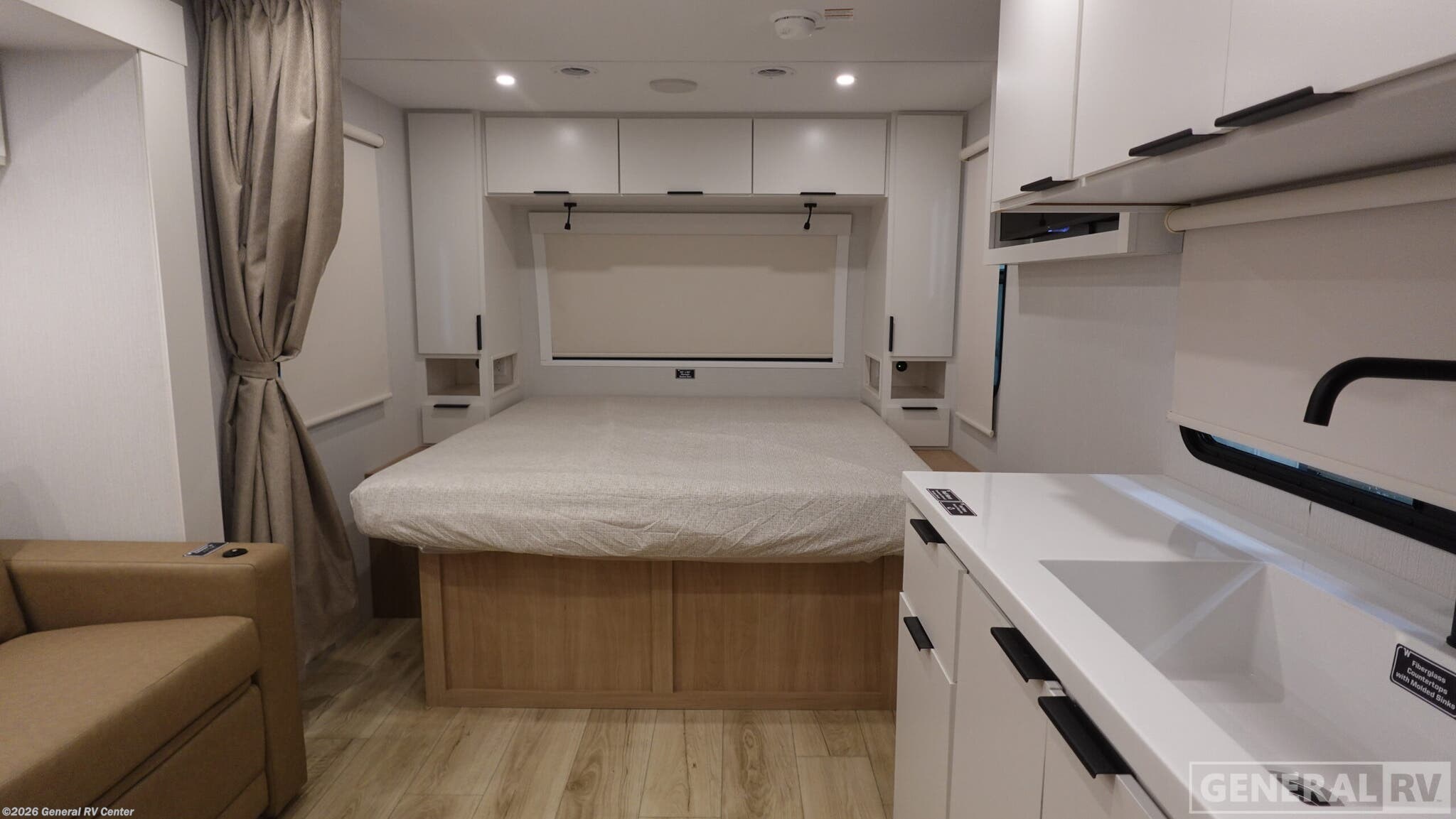 New 2026 Winnebago Thrive 18FBS available in Wixom, Michigan