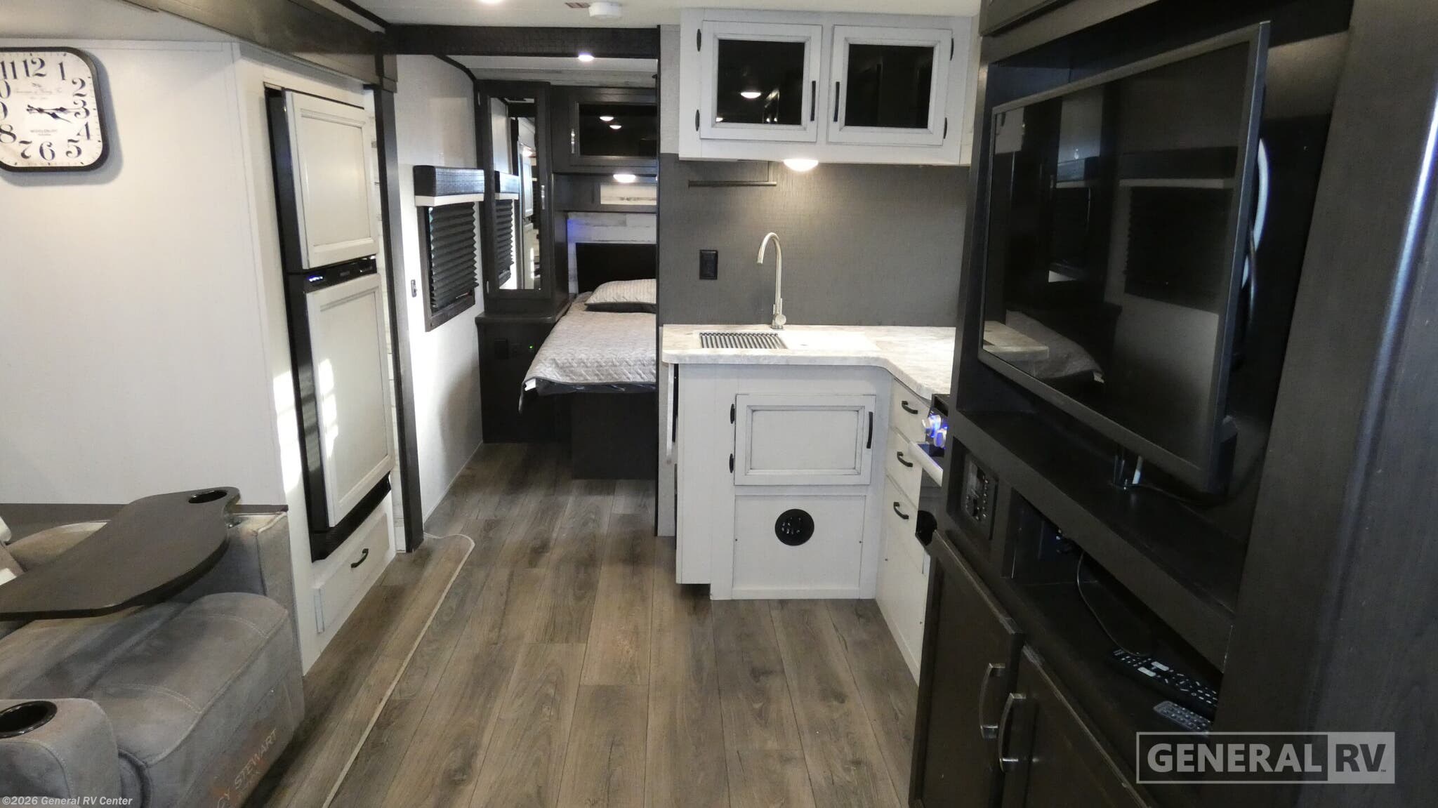 Used 2021 Jayco FEATHER 24BH available in Wixom, Michigan