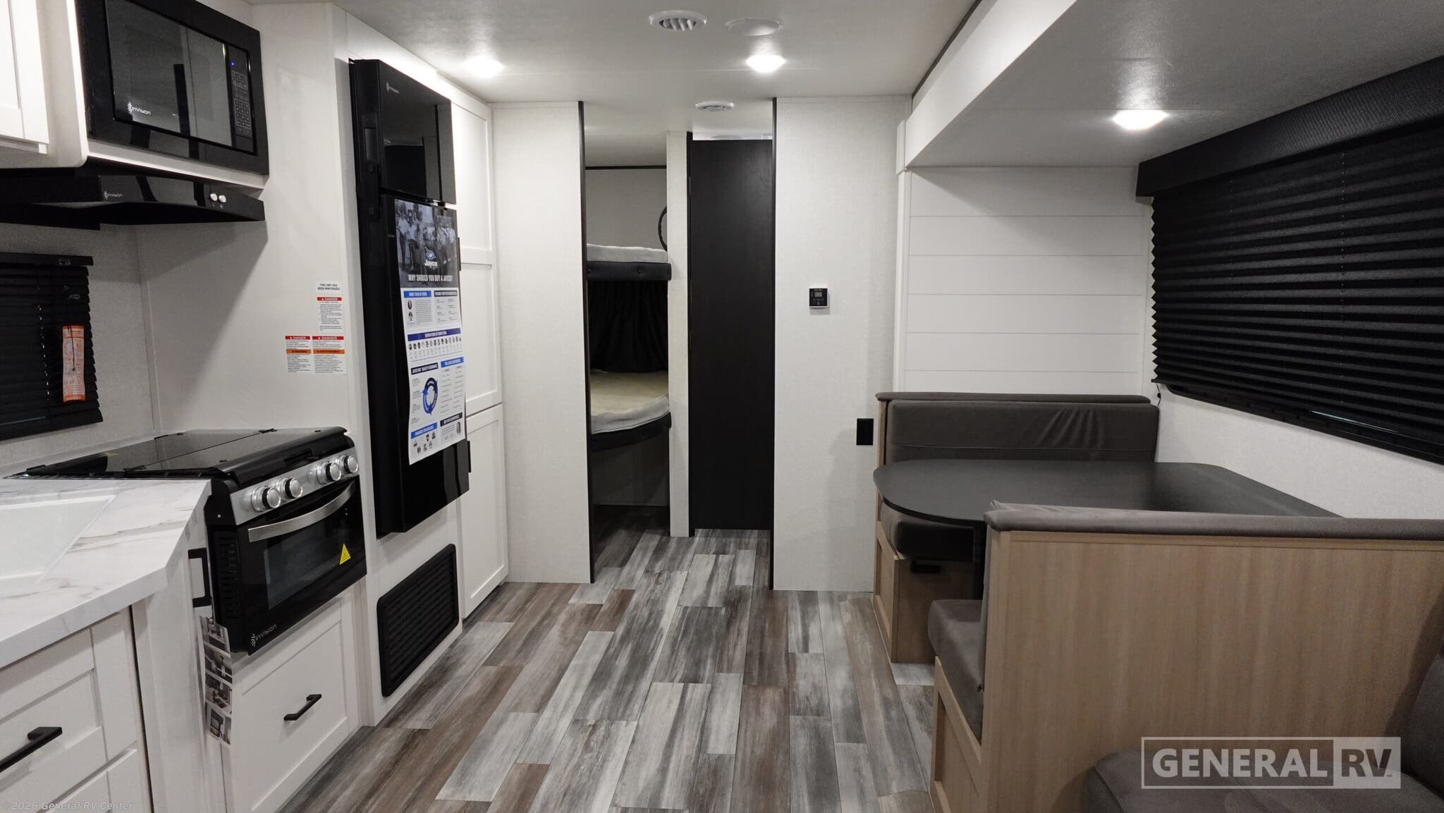 2026 Jayco FLIGHT 261BHS - New Travel Trailer For Sale by General RV Center in Wixom, Michigan