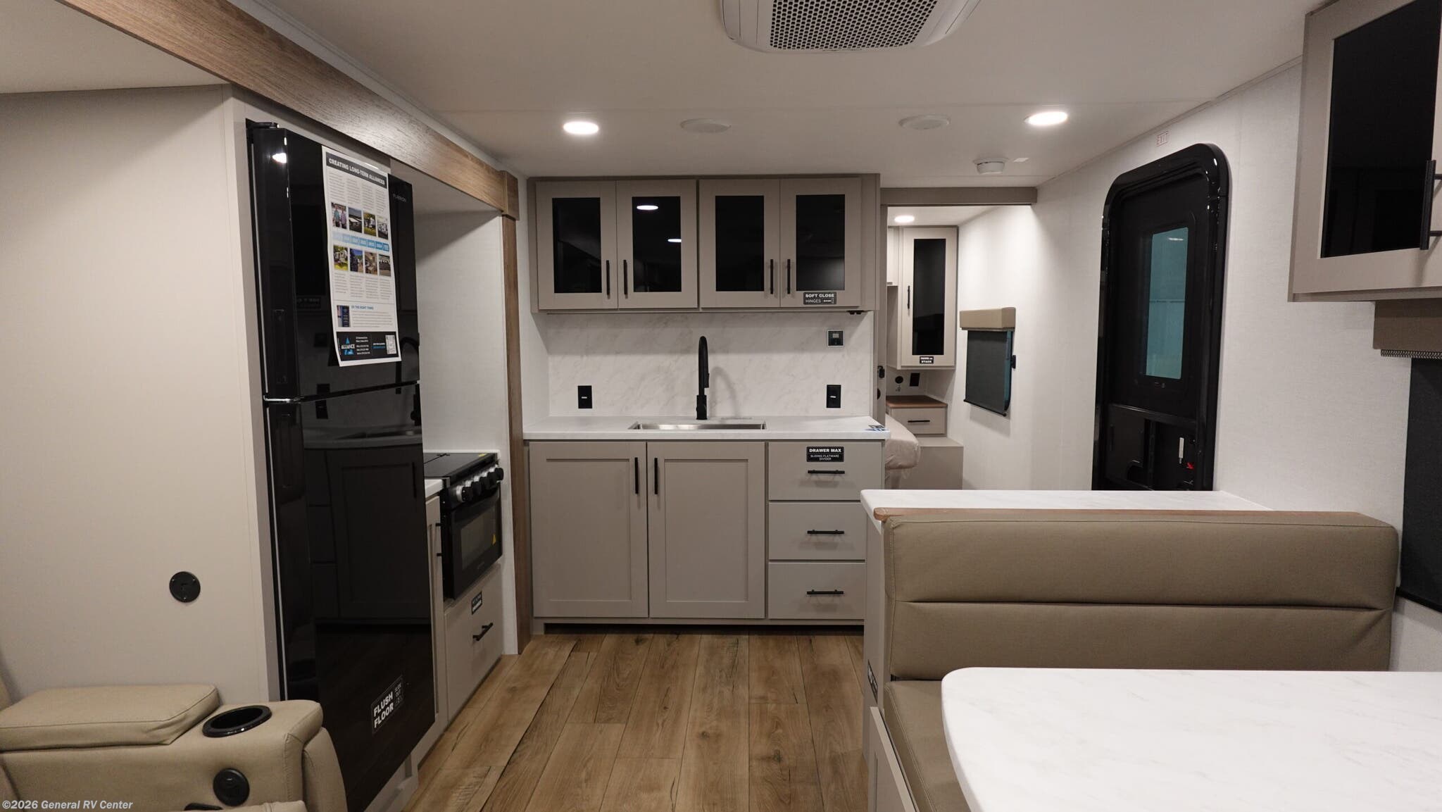 New 2026 Alliance RV Delta BH271 available in Wixom, Michigan