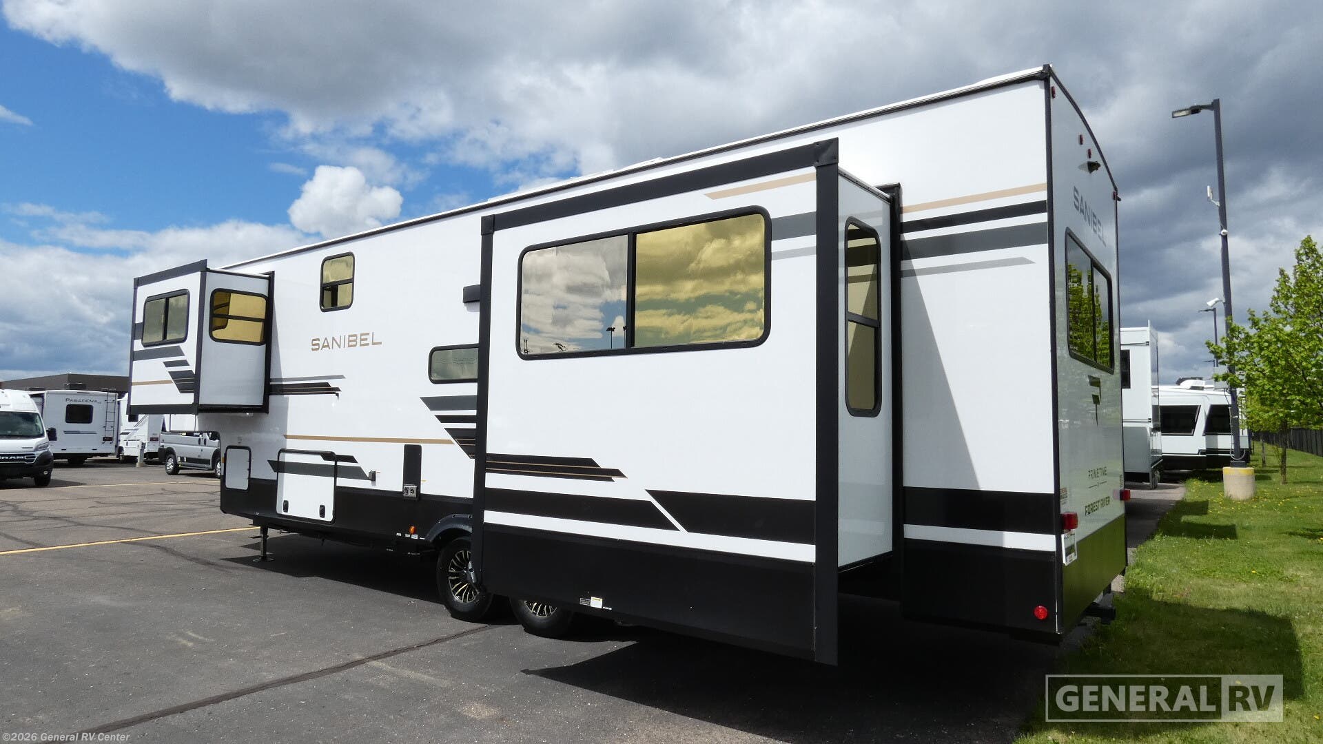 2026 Sanibel 34LOUNGE by Prime Time from General RV Center in Wixom, Michigan