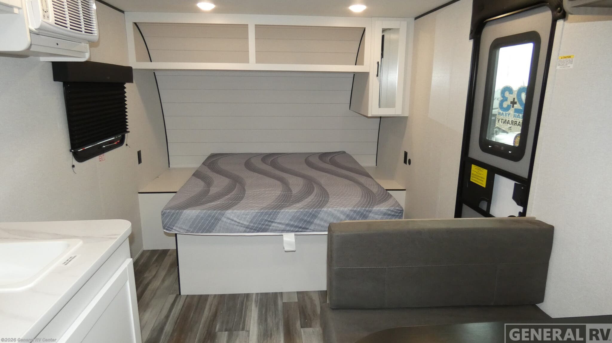 New 2026 Jayco Flight 170FQ available in Wixom, Michigan