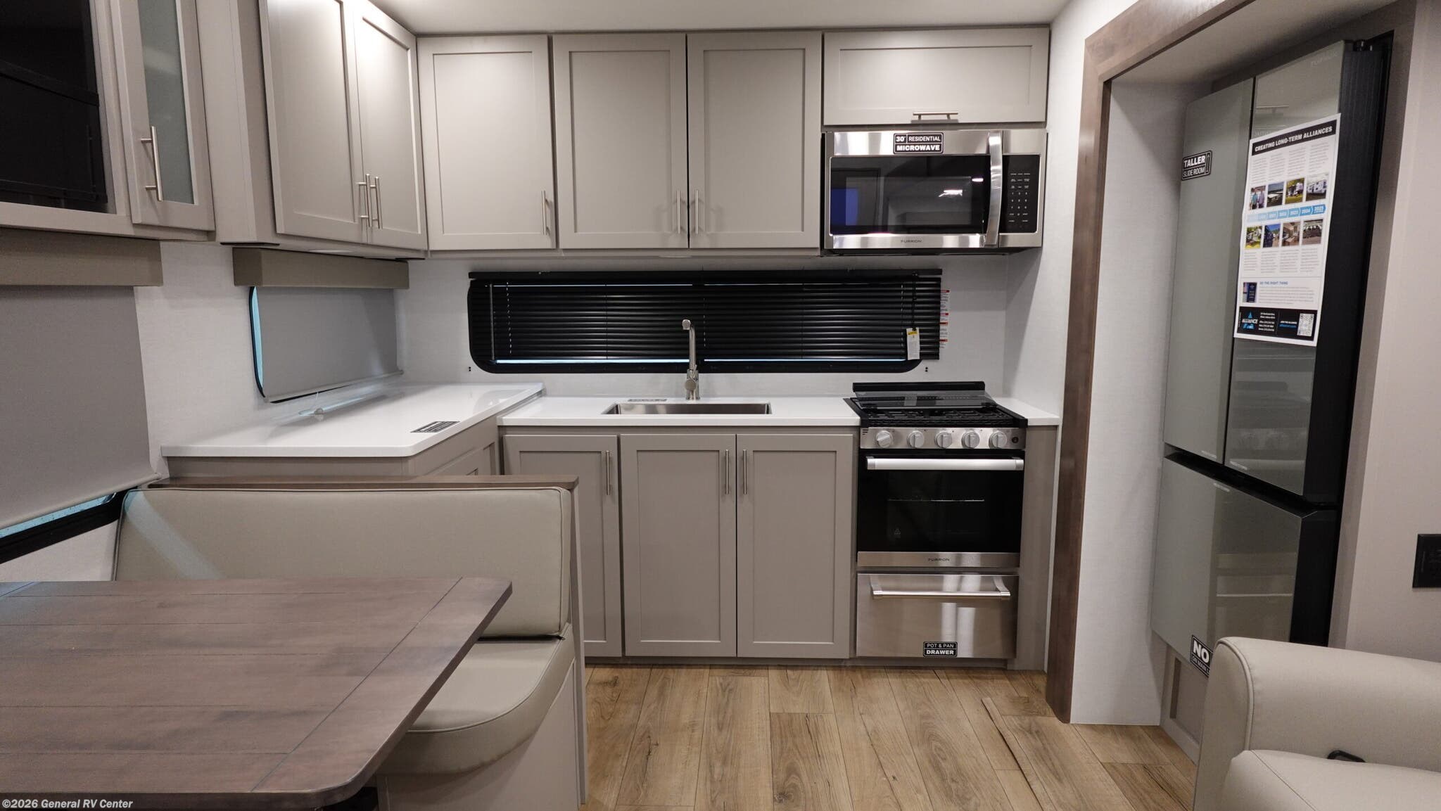 2026 Alliance RV Avenue 23ML - New Fifth Wheel For Sale by General RV Center in Wixom, Michigan