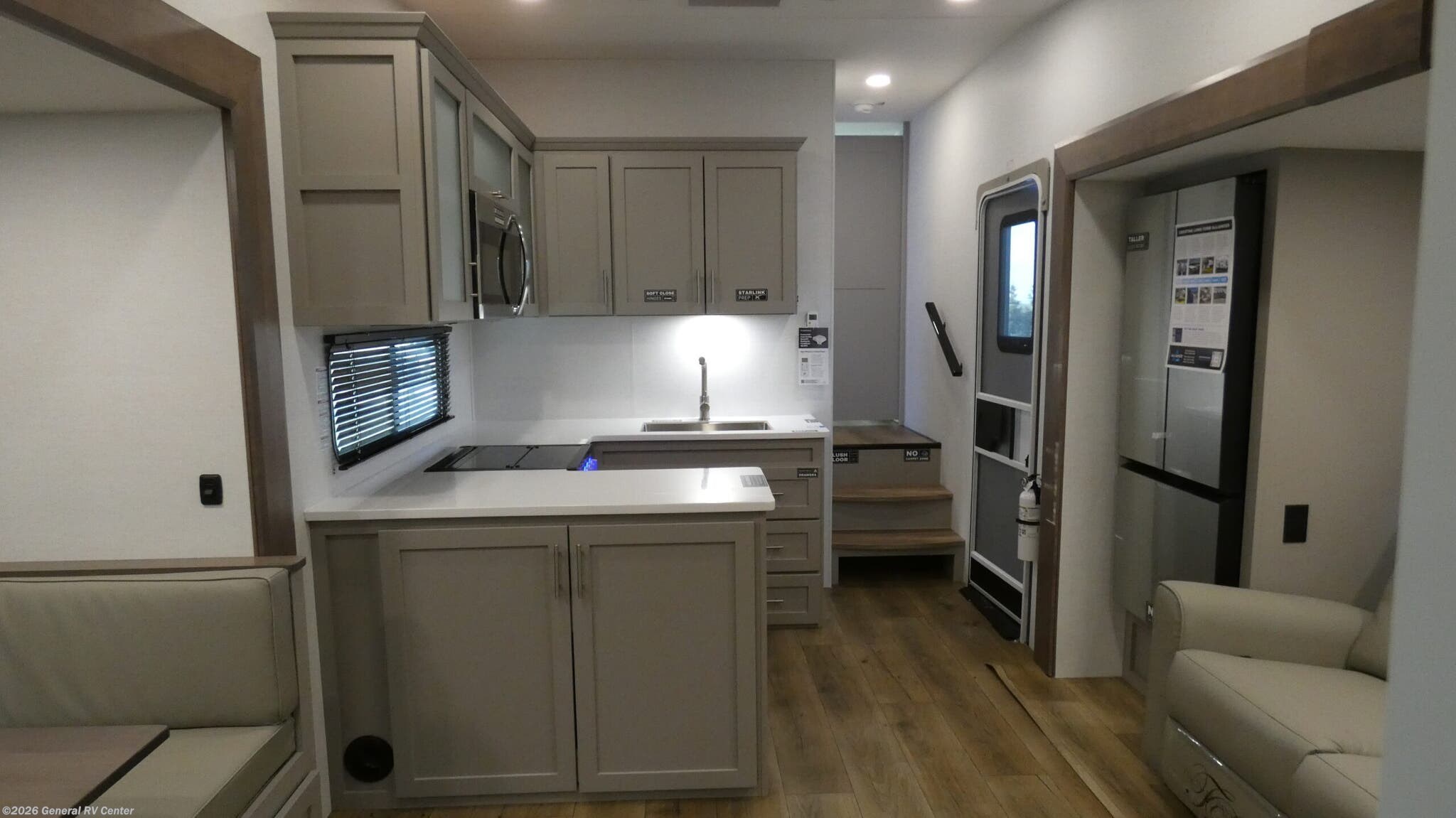 New 2026 Alliance RV Avenue 30BH available in Wixom, Michigan