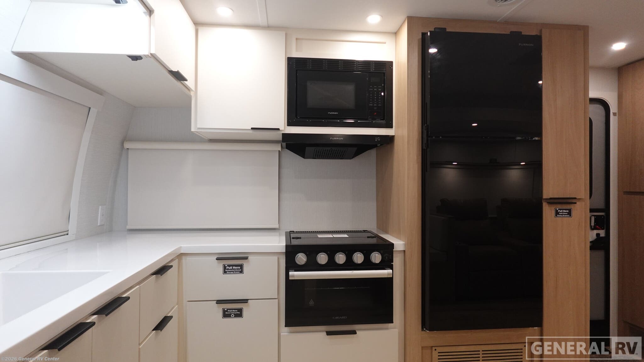 2026 Winnebago Thrive 26FKD - New Travel Trailer For Sale by General RV Center in Wixom, Michigan