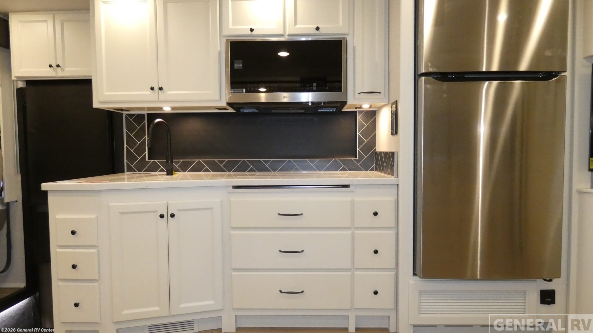 2026 Tiffin Allegro 32SA - New Class A For Sale by General RV Center in Wixom, Michigan