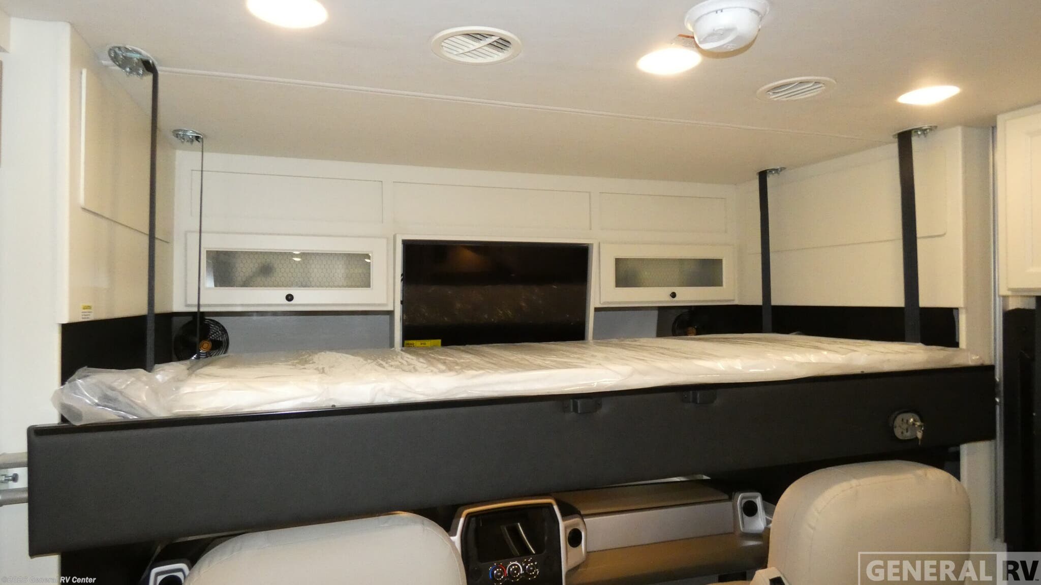 2026 Allegro 32SA by Tiffin from General RV Center in Wixom, Michigan