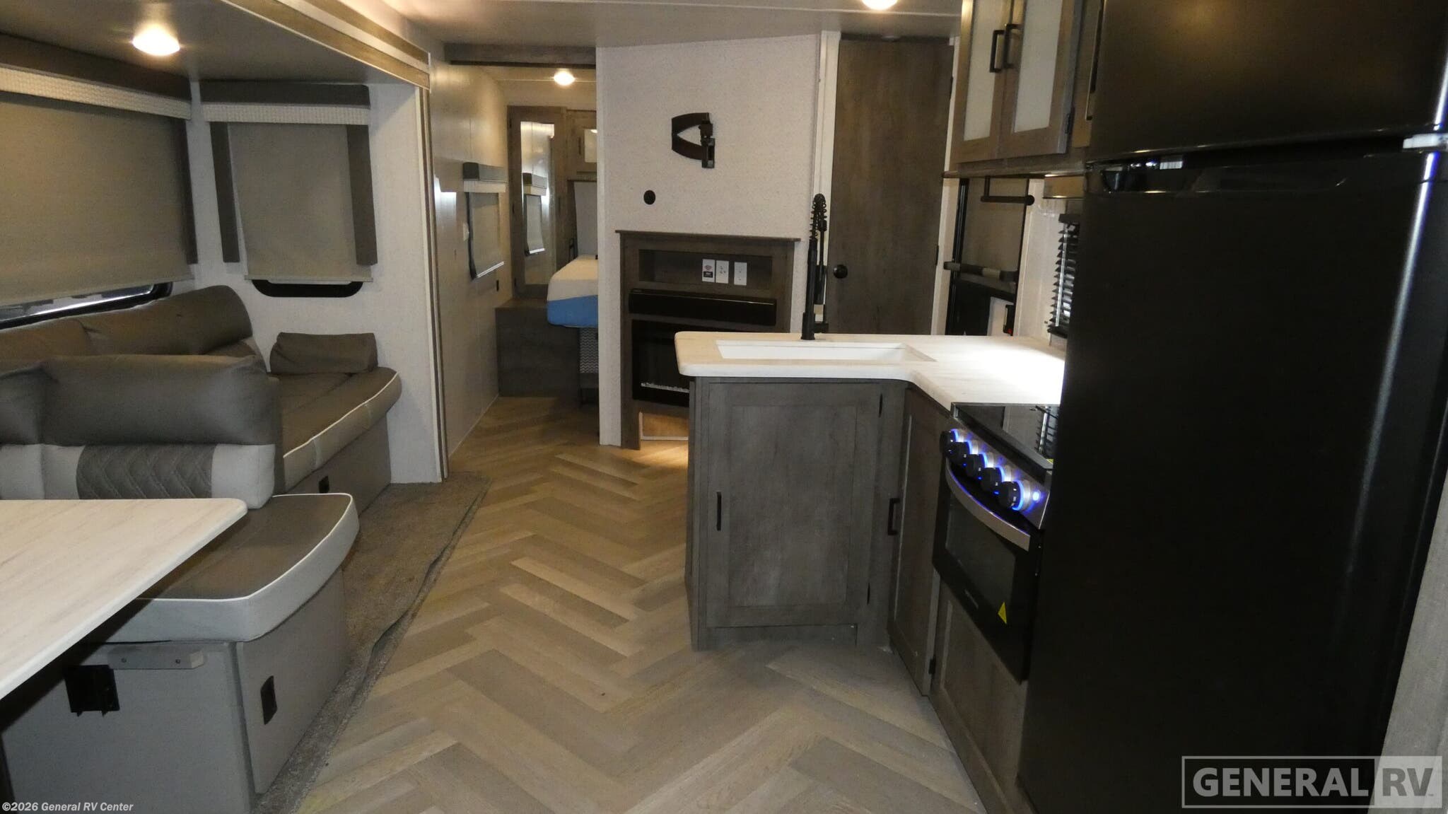 Used 2022 Forest River Wildwood 26DBUD available in Wixom, Michigan