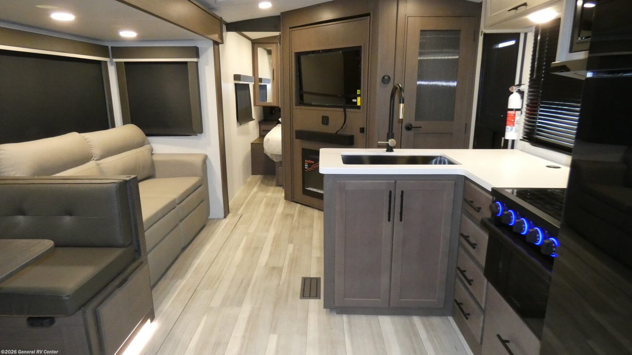 New 2026 Keystone Cougar 28BHS available in Wixom, Michigan