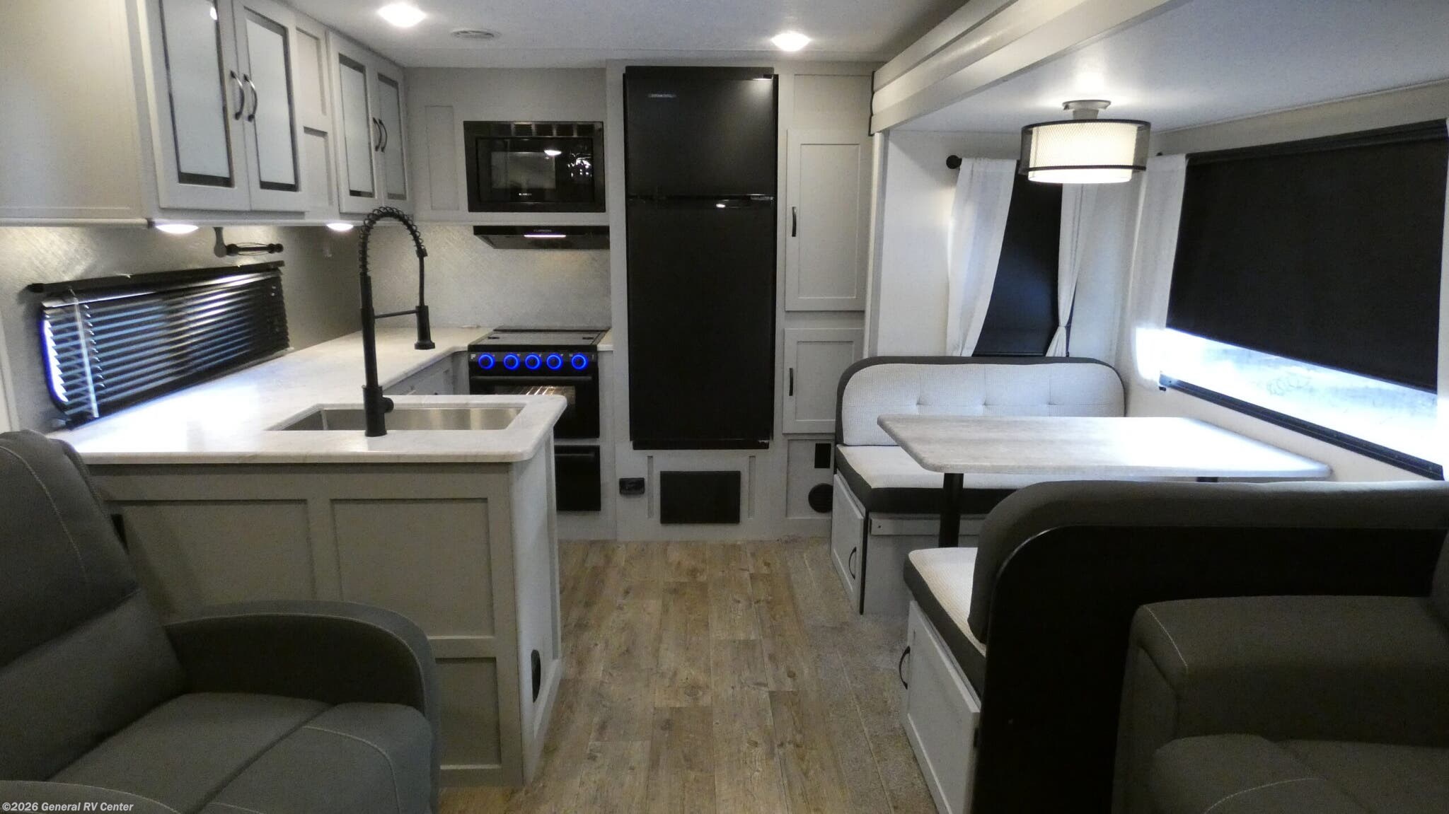 2021 Forest River Vibe 26RK - Used Travel Trailer For Sale by General RV Center in Wixom, Michigan