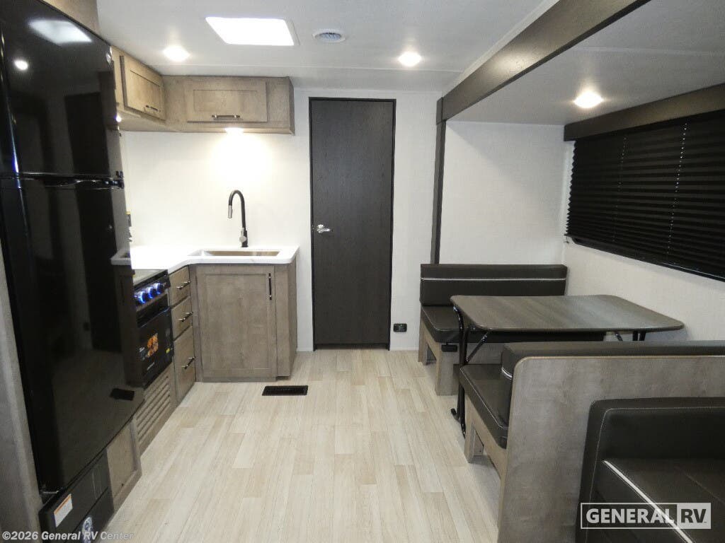 2026 Keystone Springdale Classic 291BRC - New Travel Trailer For Sale by General RV Center in Wixom, Michigan