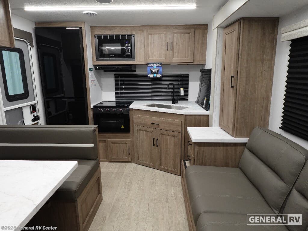 2026 Coachmen Freedom EXPRS 247SE - New Travel Trailer For Sale by General RV Center in Wixom, Michigan