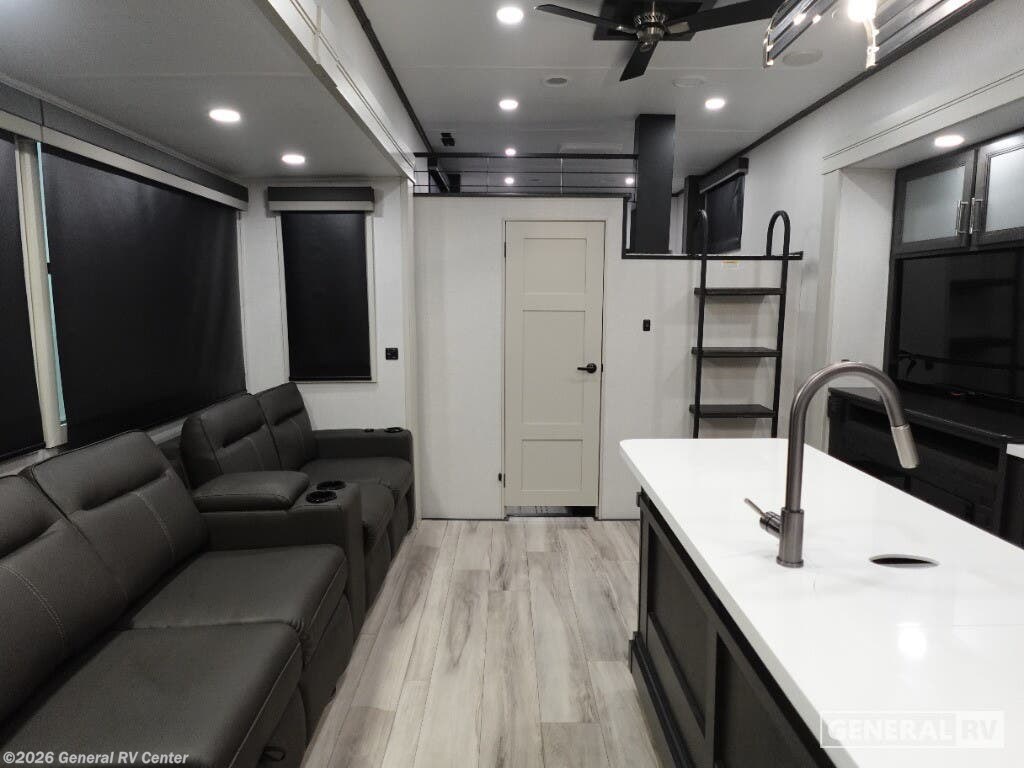 2026 Keystone Avalanche 390DS - New Fifth Wheel For Sale by General RV Center in Wixom, Michigan