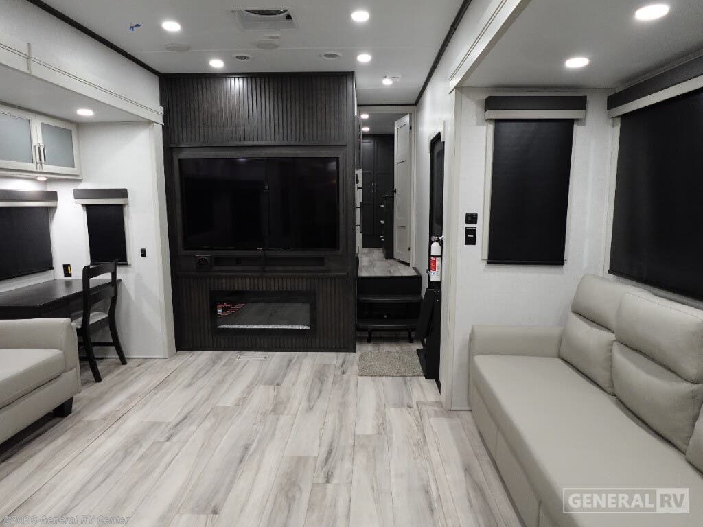 2026 Keystone Avalanche 366LS - New Fifth Wheel For Sale by General RV Center in Wixom, Michigan