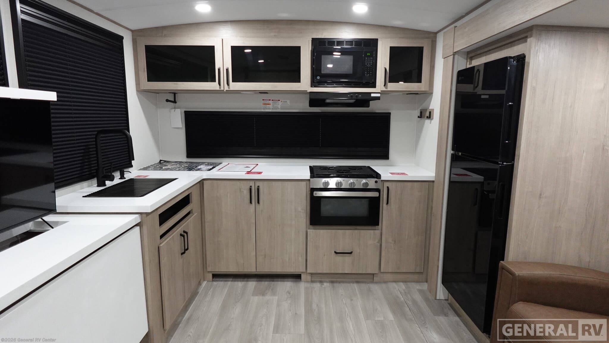 2026 Grand Design Imagine 2700BS - New Travel Trailer For Sale by General RV Center in Wixom, Michigan