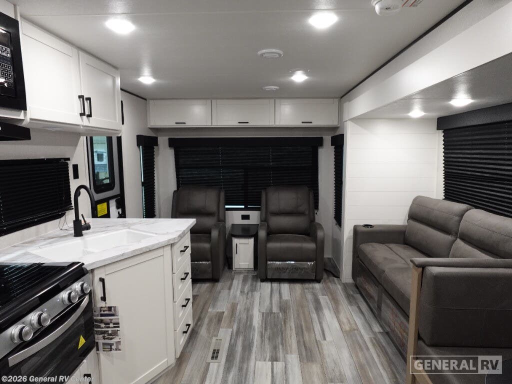 2026 Jayco Flight 262RLS - New Travel Trailer For Sale by General RV Center in Wixom, Michigan