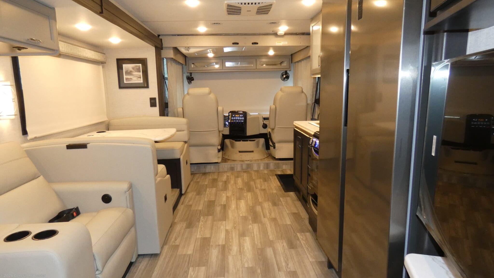 New 2026 Thor Motor Coach Luminate GG35 available in Wixom, Michigan
